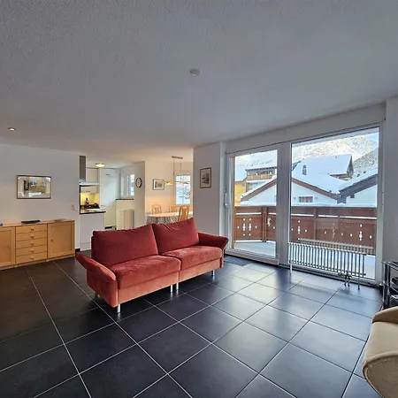 Felskinn 2. Og Apartment