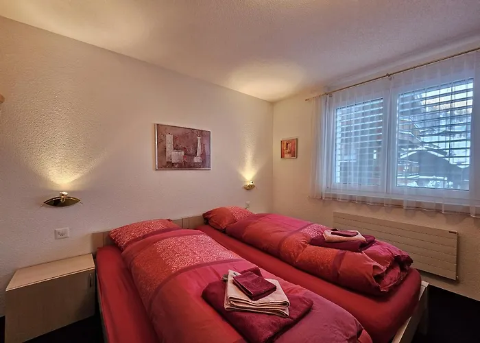 Felskinn 2. Og Daire *