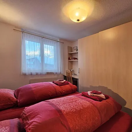 Felskinn 2. Og Saas Fee